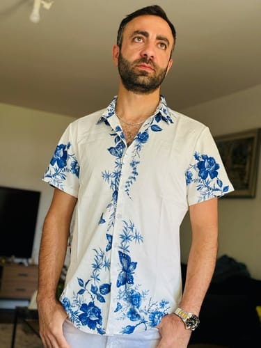 Customer photo review of Chemise hawaïenne à imprimé floral bleu pour homme