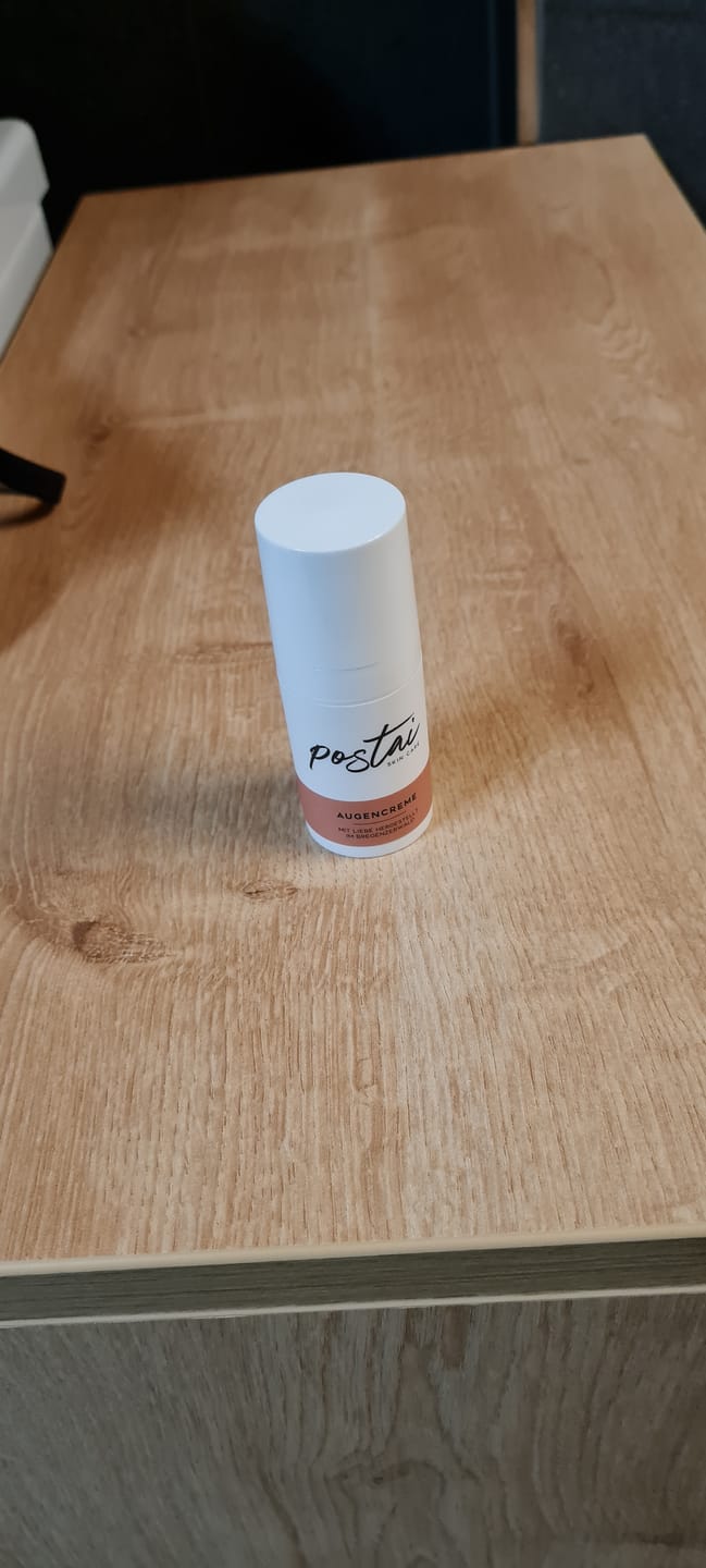 Customer photo review of Augencreme