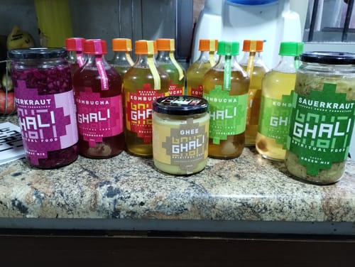 Reseña con foto de un cliente sobre CAJA MIX 4 KOMBUCHA 500cc (9 unidades)