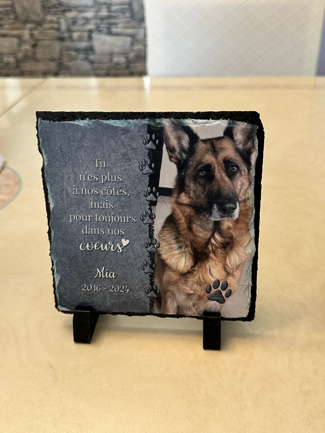 Customer photo review of Toujours dans mon cœur - Plaque d'ardoise personnalisée