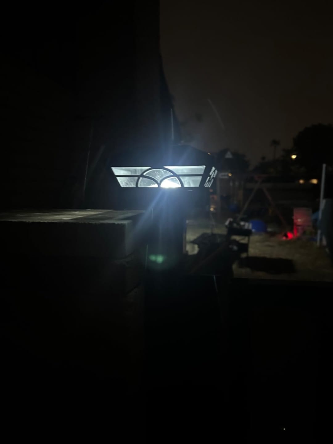 Customer photo review of 6000K/3000K Solar Wooden Post Lights Vinyl Post 6/12 Pack