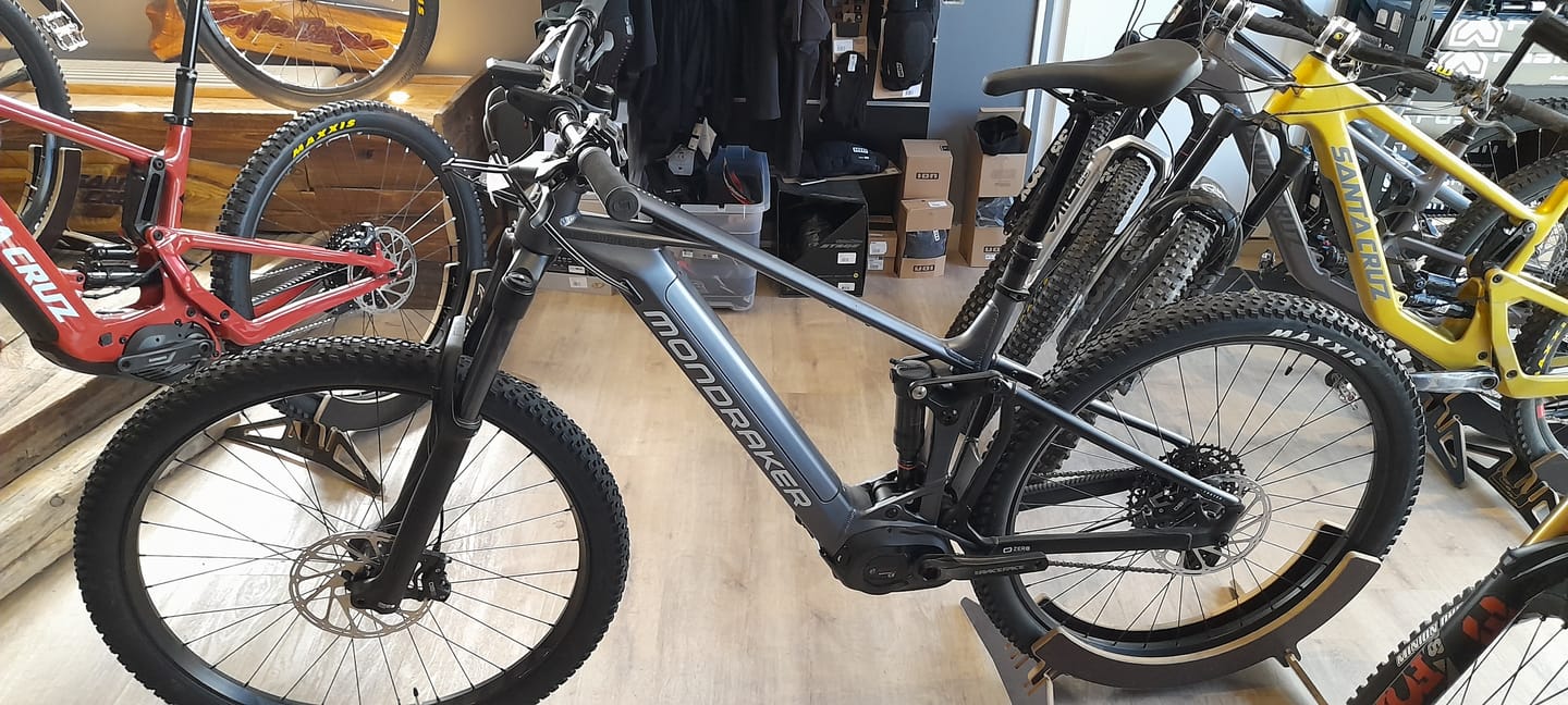 Customer photo review of Vakole CO26 26" 750W Fat Bike Full Suspension E-Mountain Bike 48V 16Ah E-MTB