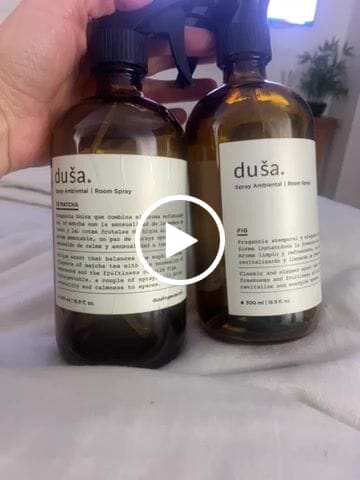 Customer video review of Santal  - Recarga Aromatizante en Spray |  Para Telas y Ropa de Cama  -  1000 ml