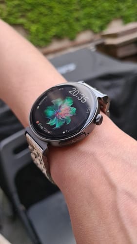 Customer photo review of LuminaFit Pro Serie mit SOS-Funktion AMOLED-Display