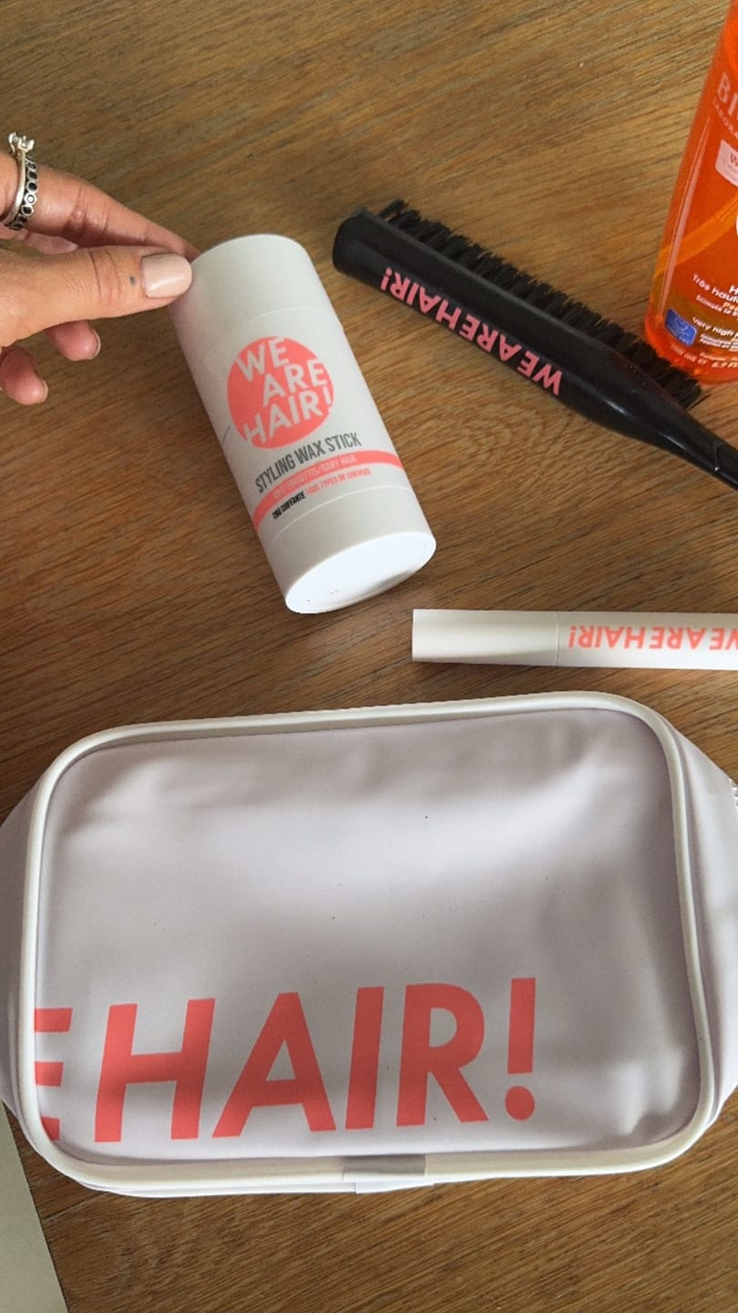 Customer photo review of Pack We Are Hair !