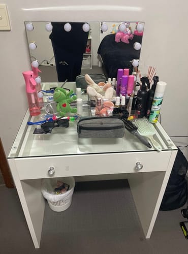 Customer photo review of Electra Vanity Table “Diamond”