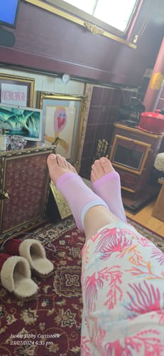 Customer photo review of XL Glass Foot File and Heel Sock Bundle
