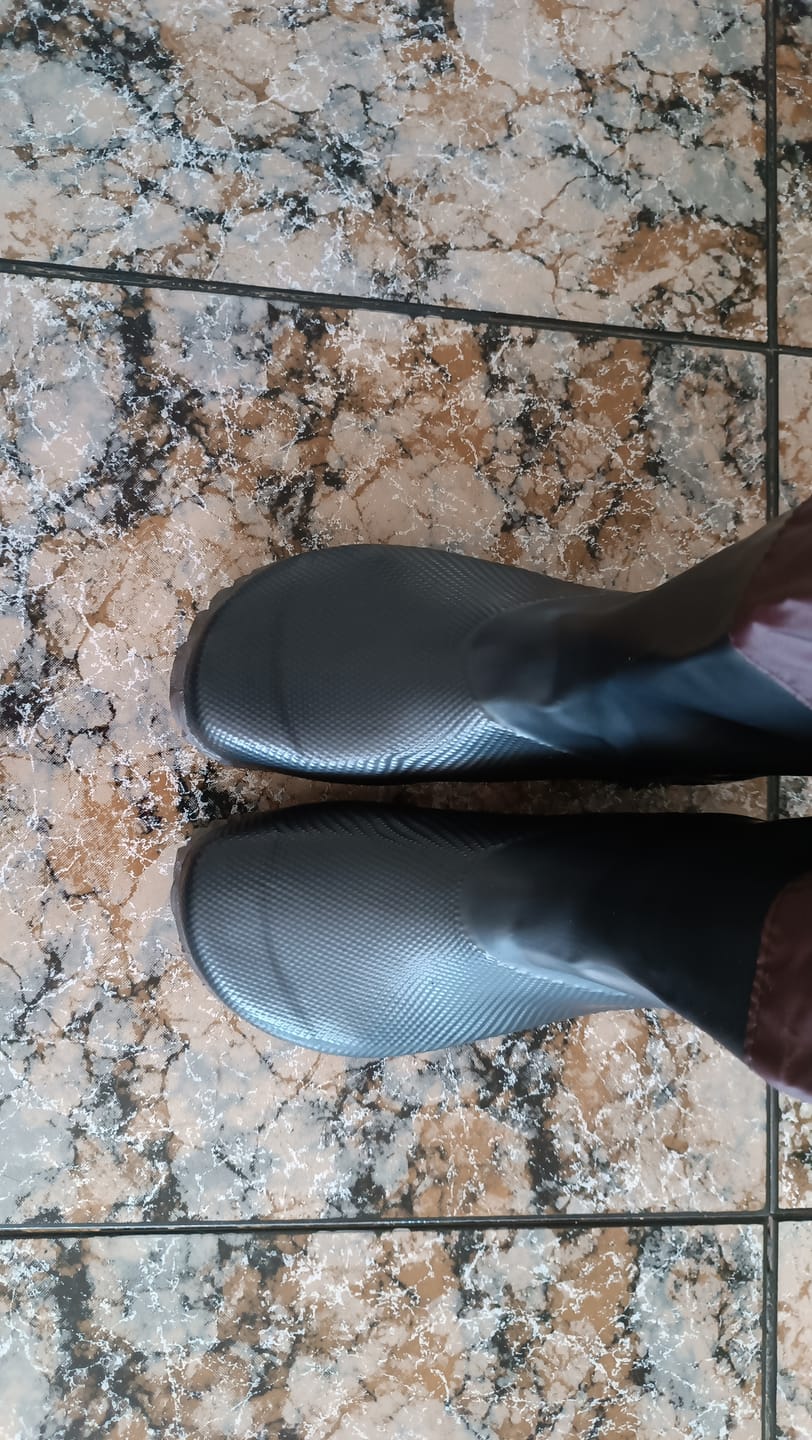 Customer photo review of Brisk Ⅰ - Barefoot Botas De Lluvia