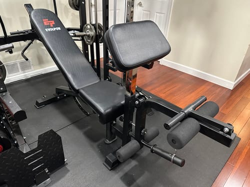 Customer photo review of EVOLPOW Multi-functional Adjustable Weight Bench with Preacher Curl and Leg Extension