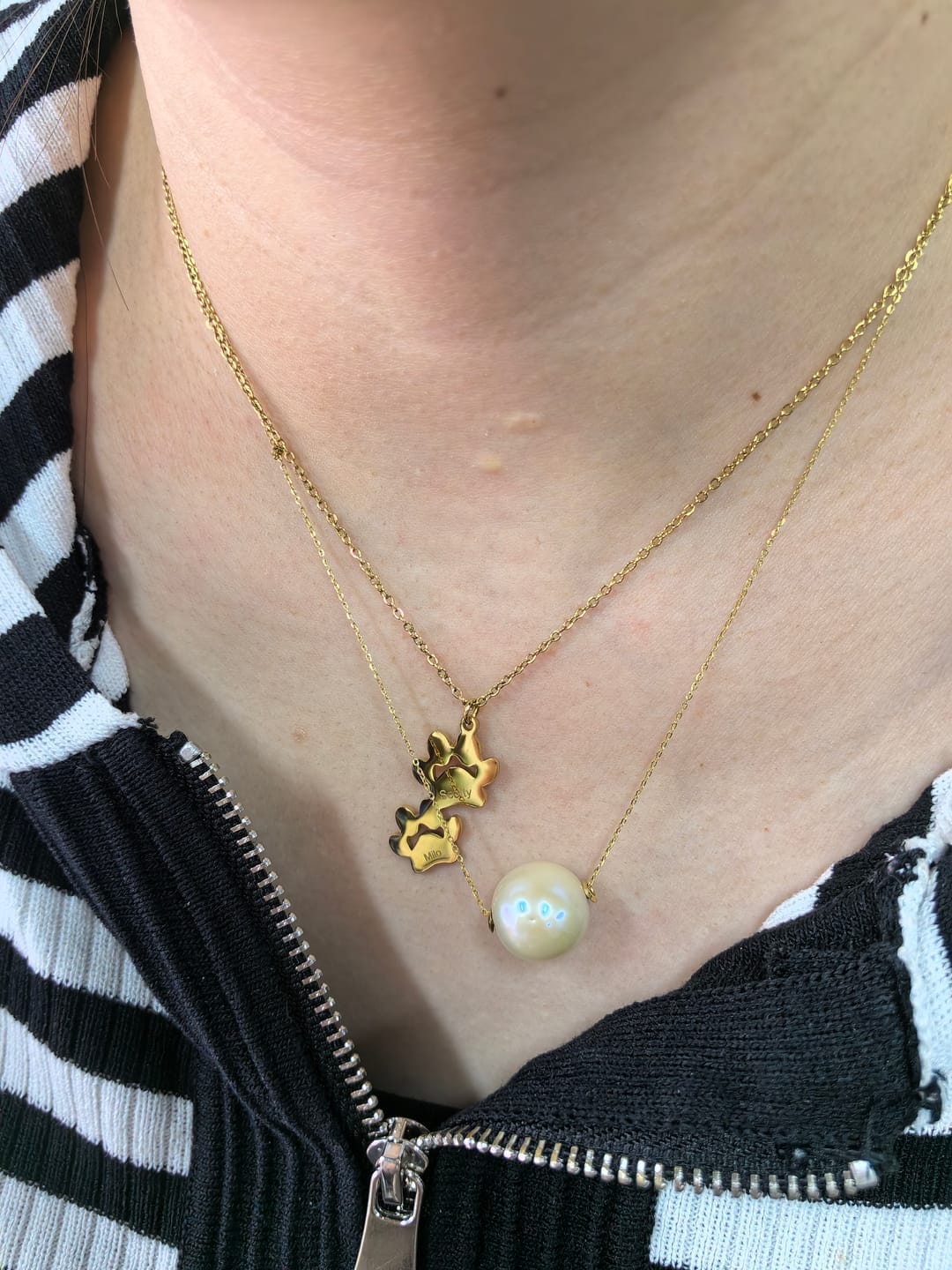 Customer photo review of Gepersonaliseerde poot naamketting