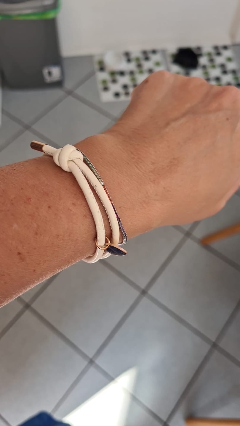 Customer photo review of Meine Liebsten - Familien-Lederarmband