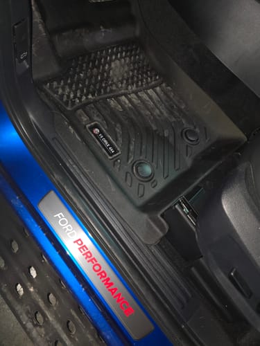 Customer photo review of Pisos Calce Perfecto FORD RANGER 2024 / RANGER RAPTOR 2da GENERACION