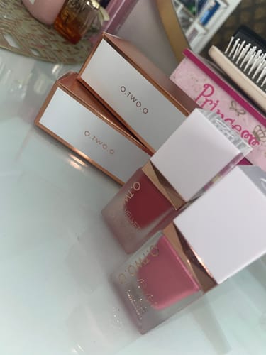 Customer photo review of O.TWO.O LIQUID BLUSH
