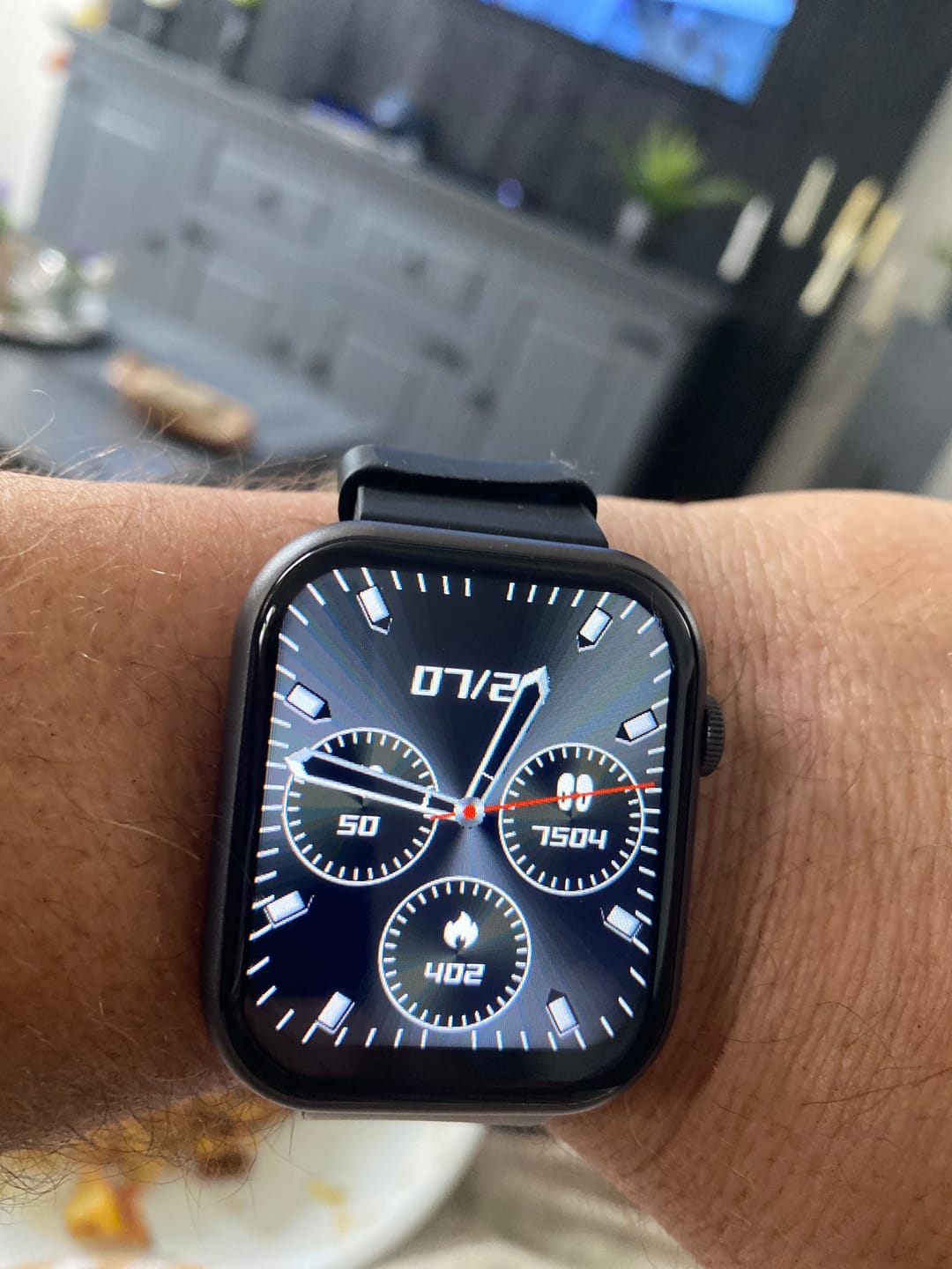 Customer photo review of Top Performance Smartwatch mit Gesundheitstracking / IP67 Wasserdichtigkeit / 35 Tage Akkulaufzeit / 100 Sportmodi