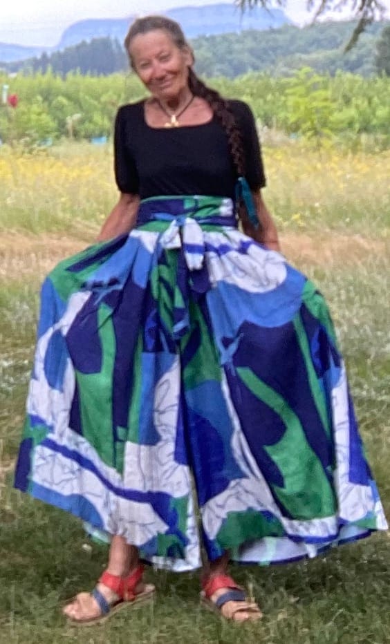 Customer photo review of Pantalon Paco - viscose aquarelle-craie bleu/vert