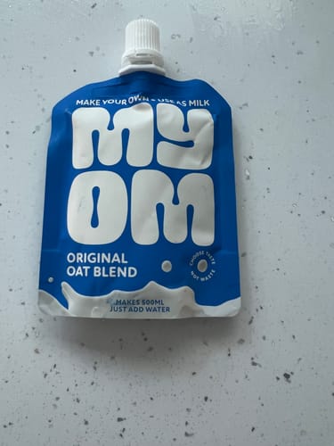 Customer photo review of MYOM Original Oat Drink Blend (6 x 65g - Makes 6 x 500ml)