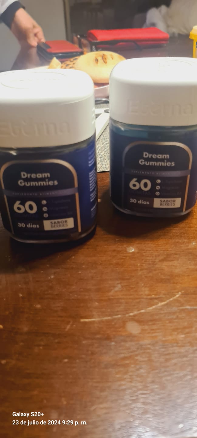 Customer photo review of Dream Gummies