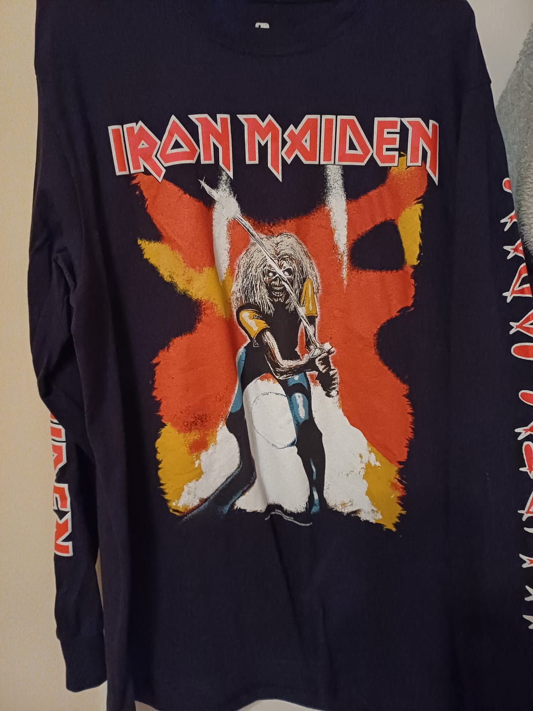 Customer photo review of Iron Maiden - Maiden Japan - Longsleeve Shirt