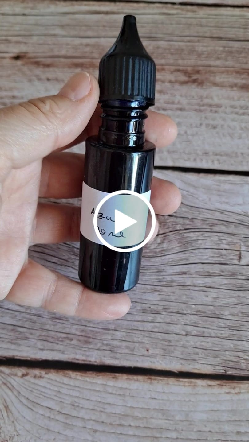 Customer video review of Colorante líquido para velas AZUL