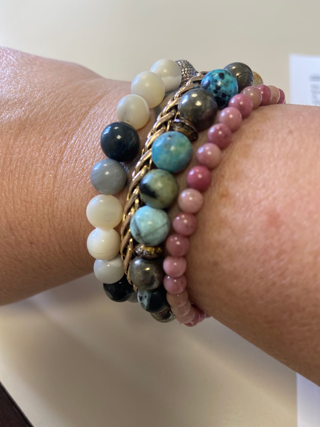 Customer photo review of Bracelet Fin en Pierres Naturelles de 4mm