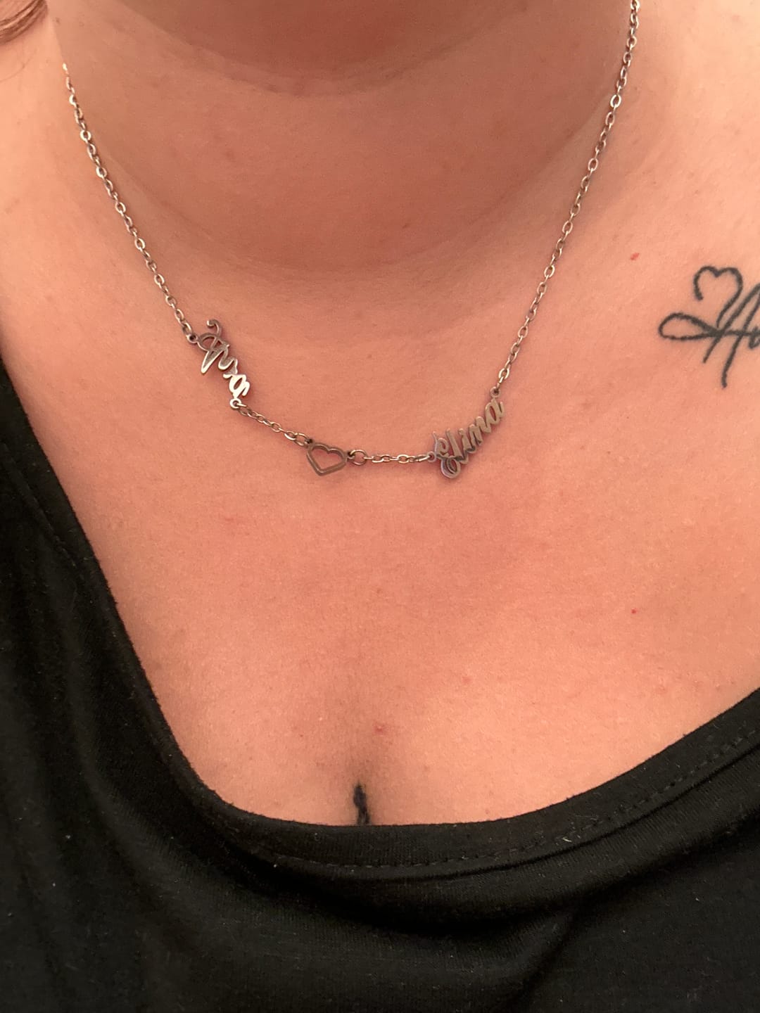 Customer photo review of Collier Coeur & Prénoms Sautoir Personnalisé