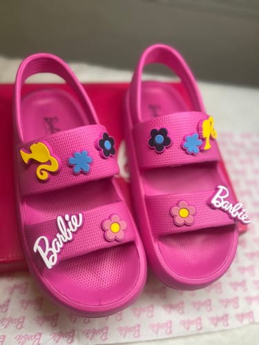 Customer photo review of Barbie Rubber Flowers