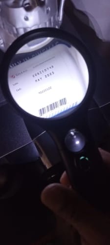 Customer photo review of Loupe de lecture lumineuse