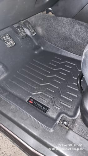 Customer photo review of PREVENTA Pisos Calce Perfecto SUZUKI GRAND NOMADE años 2009 al 2019