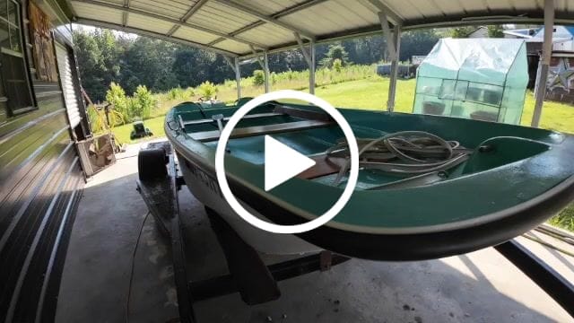 Customer video review of Boston Whaler 3 Piece OEM Rub Rail - *Off White With Black Insert*  - Fits Classic 9' - 17'