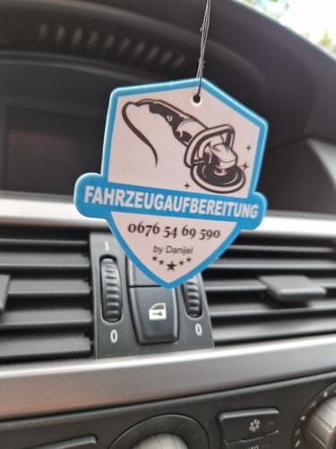 Fahrzeugaufbereitung B. review of Duftbaum mit ihrem personalisierten Logo bedruckt, Auto Duft für dein Marke ab 500 Stk. image 1 out of 1