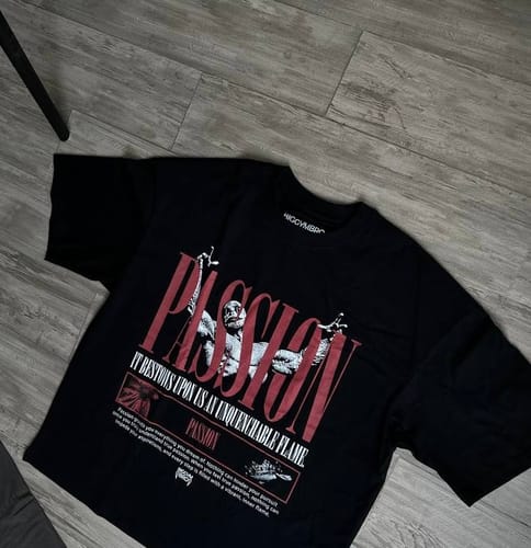 Customer photo review of boxy t-shirt (passion)