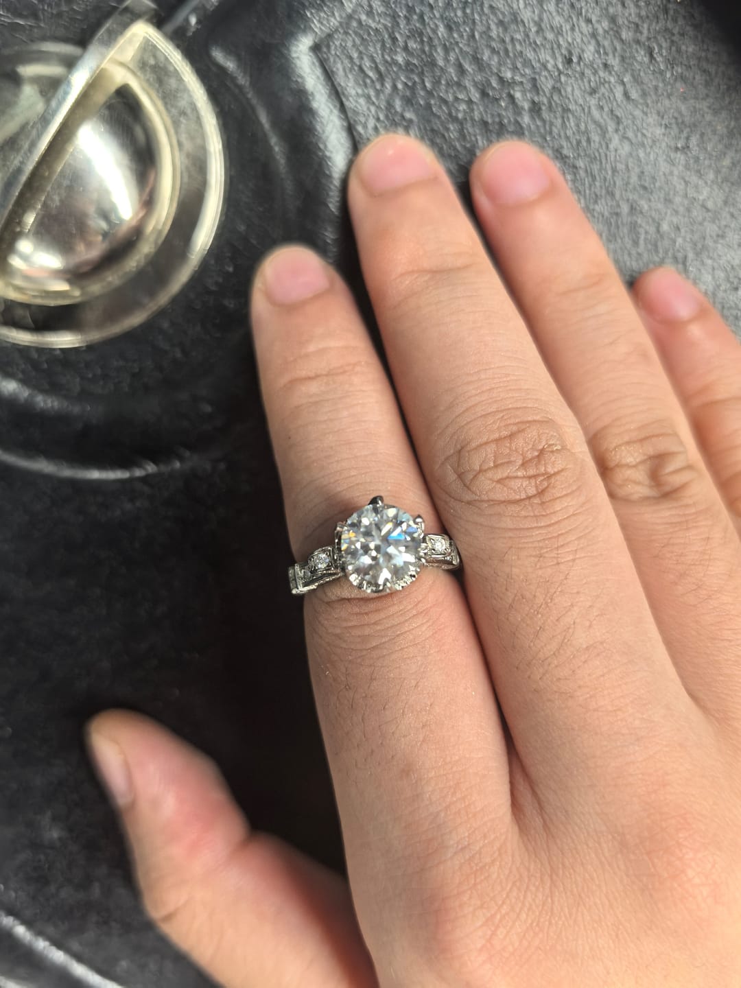 Customer photo review of S925 Moissanite 1.0~2.0 Carat Engagement Ring Promise Ring For Women