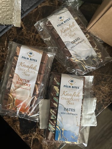 Customer photo review of Knafeh Chocolate Bar