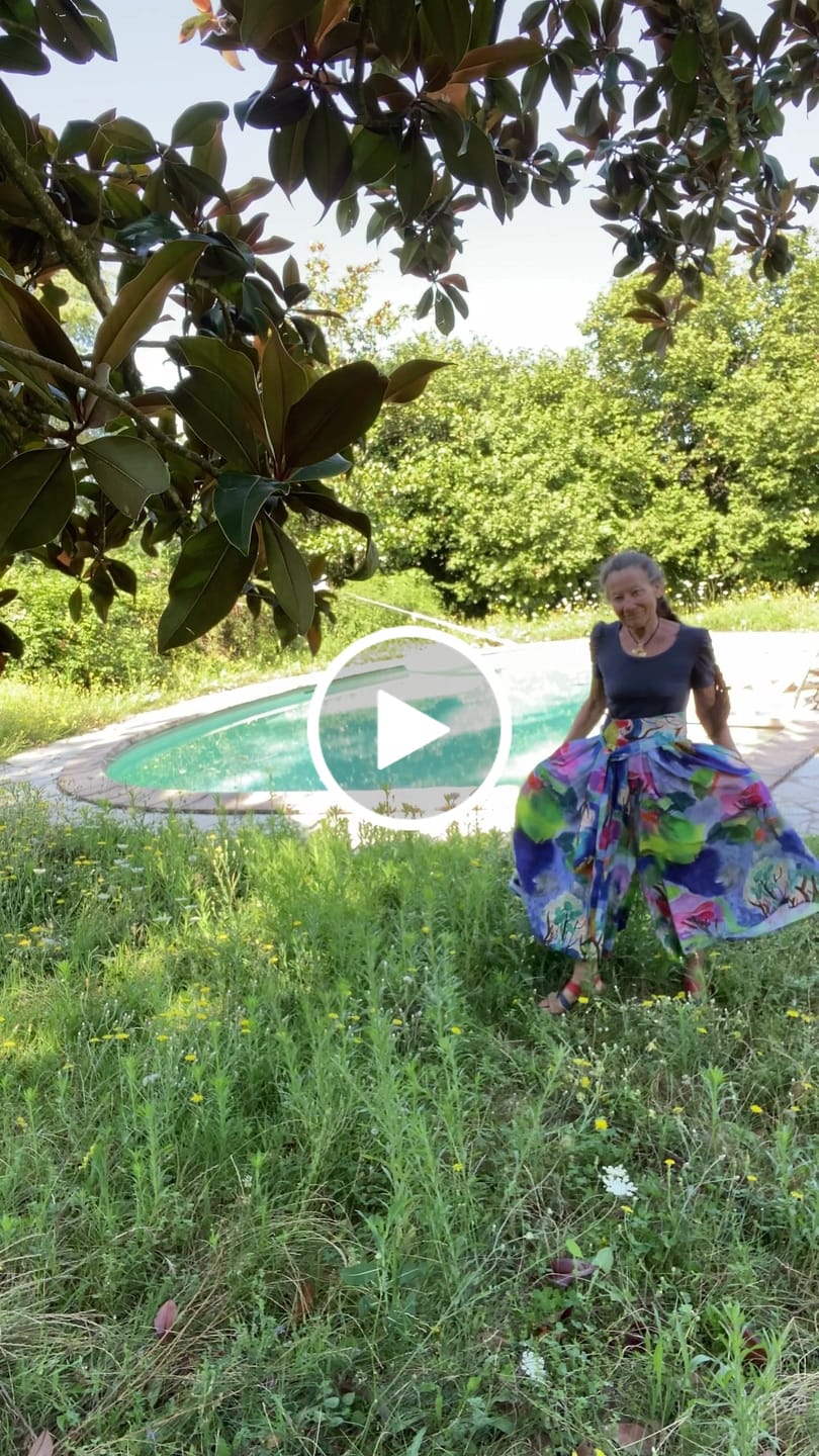 Customer video review of Pantalon Paco -  viscose botanique