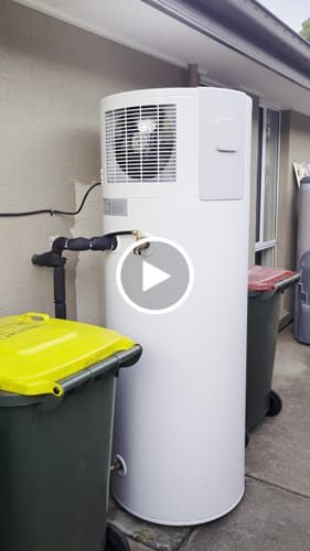 Customer video review of STIEBEL ELTRON WWK Heat Pump Hot Water System 302/220L