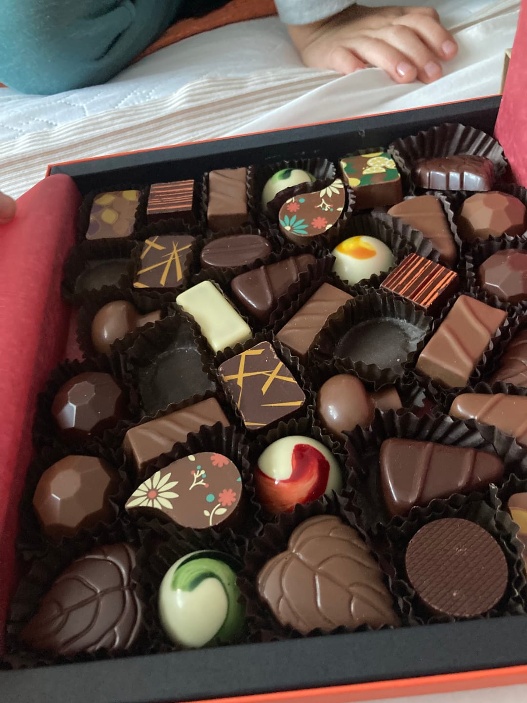 Customer photo review of Caja 40 bombones