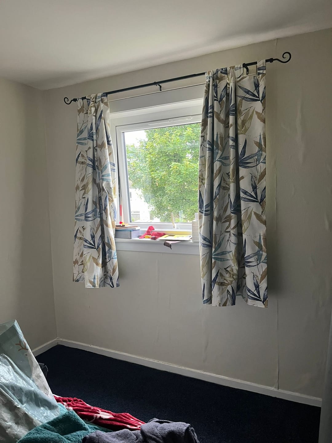 Customer photo review of Large Leaves Cotton Canvas Fabric