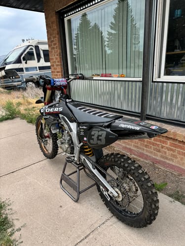Customer photo review of Custom Seat Cover: 2002-2004 CRF450R