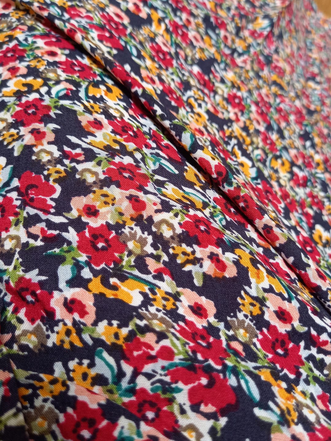 Customer photo review of Pantalon drapé Mathilde - viscose fleuri d'été