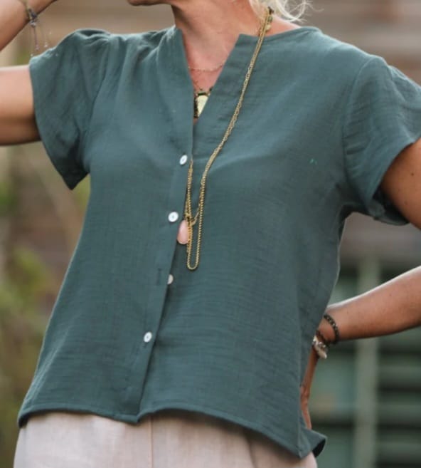Customer photo review of Blouse Sacha -double gaze de coton vert cactus
