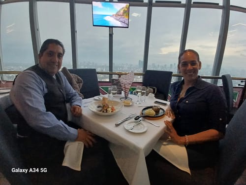 Customer photo review of Menú Golden 30 Años