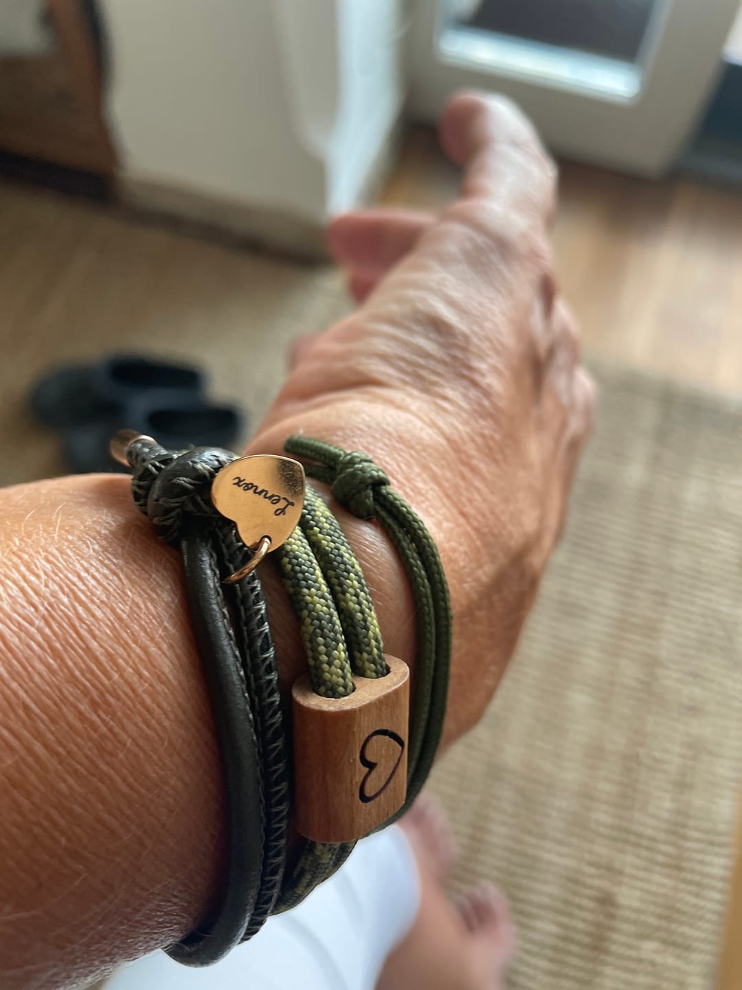 Customer photo review of Freunde - Individuelles Lederarmband