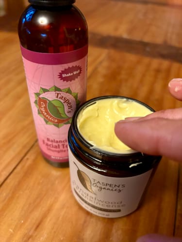 Customer photo review of Sandalwood & Frankincense Luxury Facial Cream