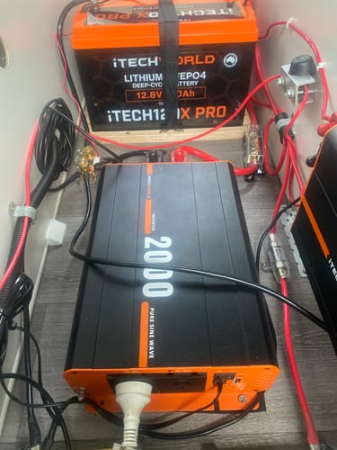 Customer photo review of 2000 Watt Pure Sine Wave Inverter