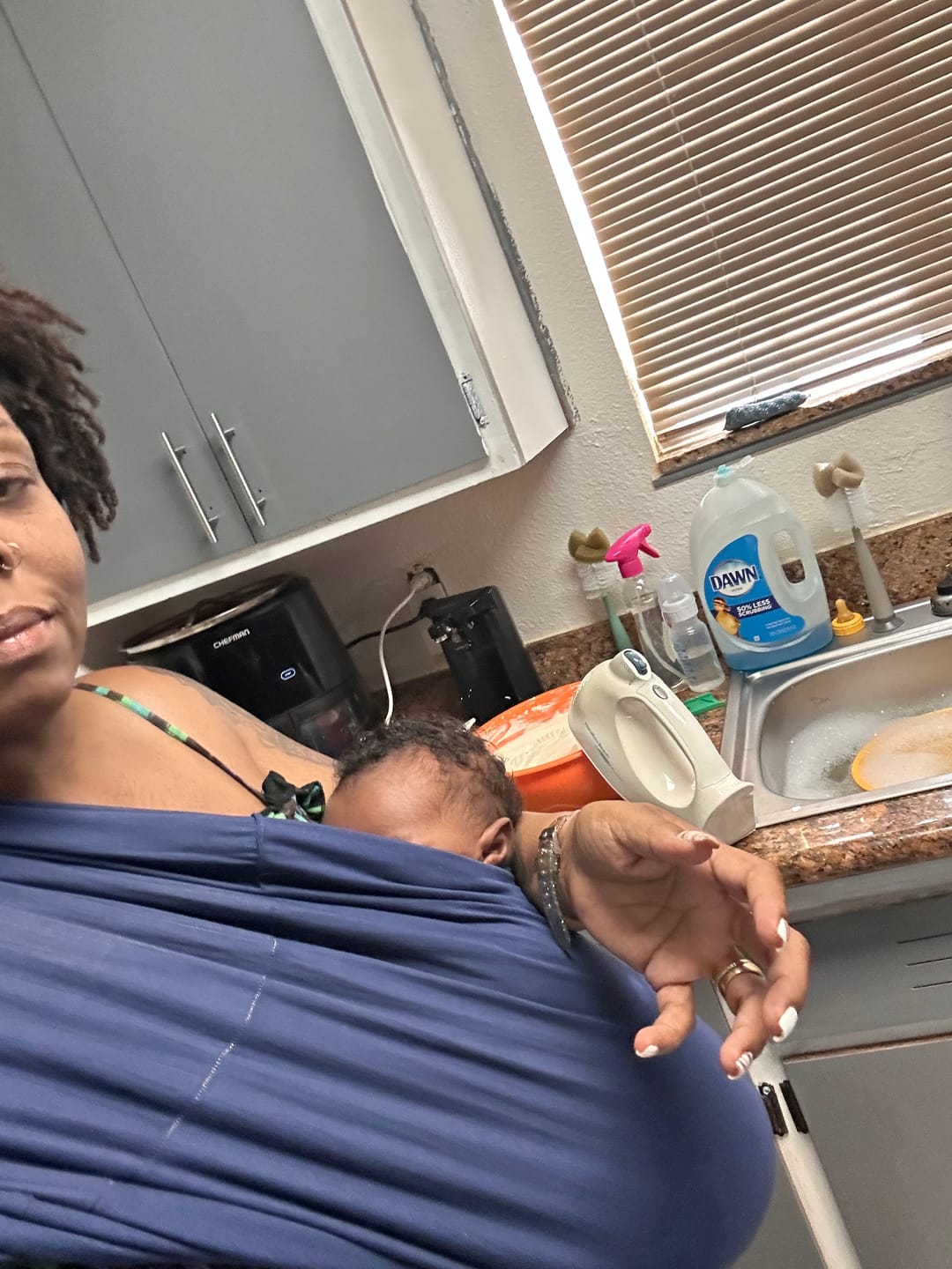 Customer photo review of Mama's Bonding Comforter