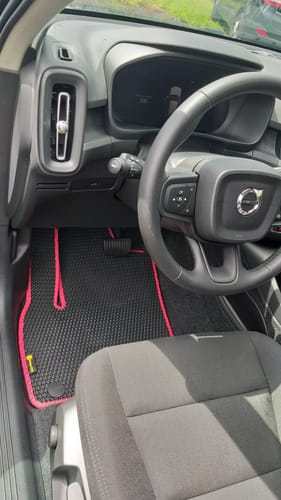 Customer photo review of Dywaniki samochodowe na zamówienie - Przód i tył