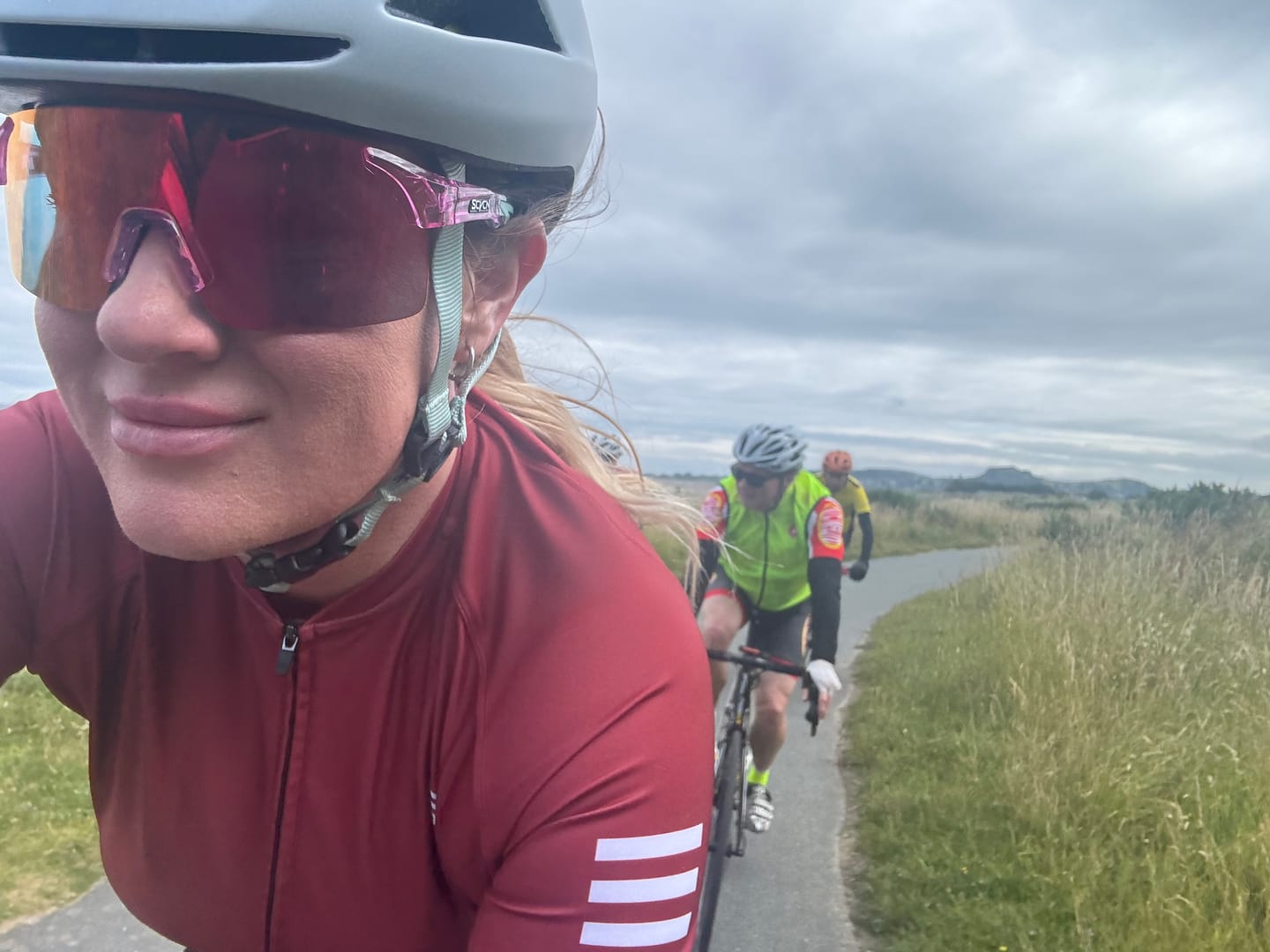 Customer photo review of REVO Scvcn X142 Rimless Photochromic Sunglasses