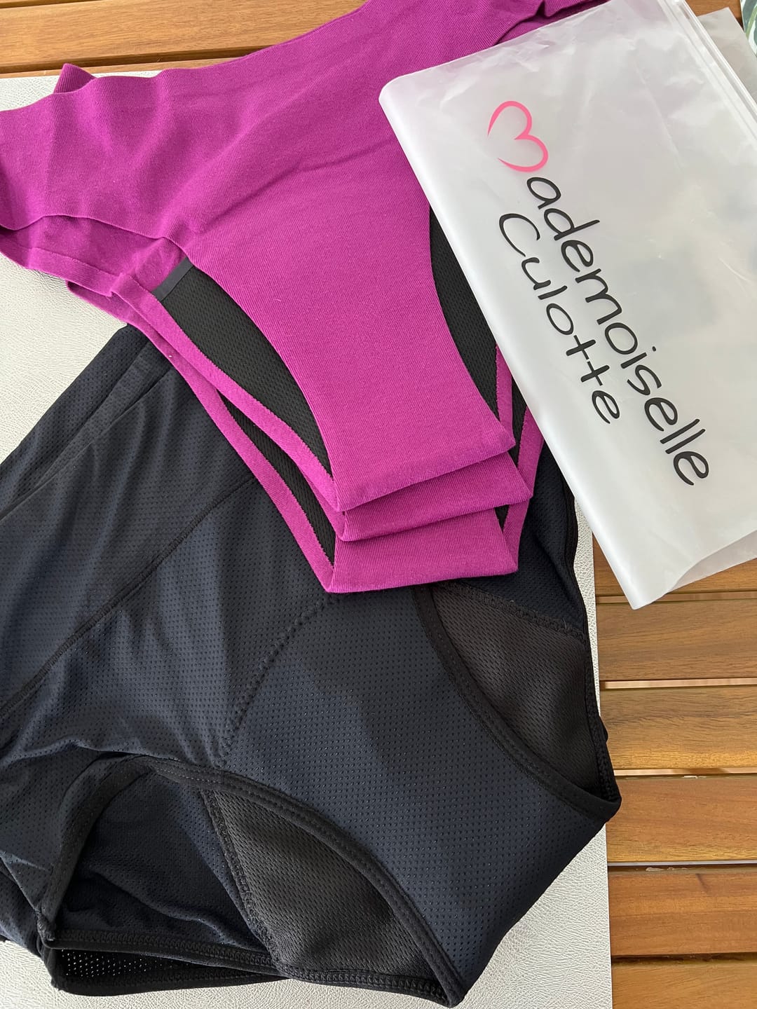 Customer photo review of Culotte Menstruelle Respirante Céleste