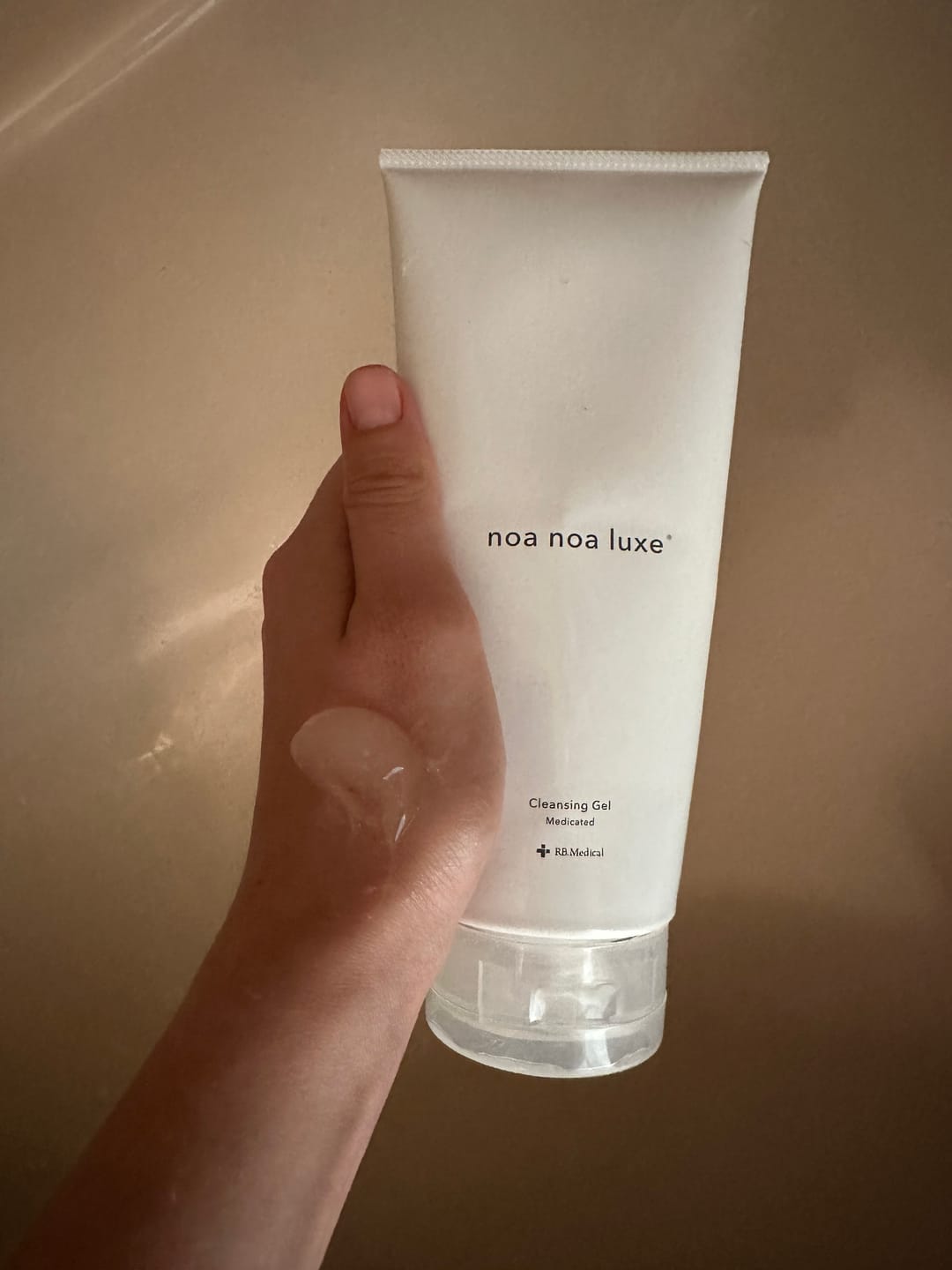 Customer photo review of NOA NOA LUXE Medicated Cleansing Gel