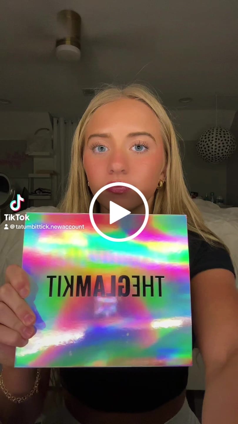 Customer video review of Viola Chunky Chain Link Necklace